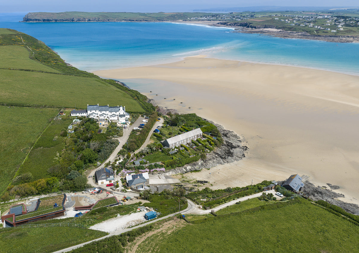 Hawker’s Cove — Low Tide Colour Across the Estuary