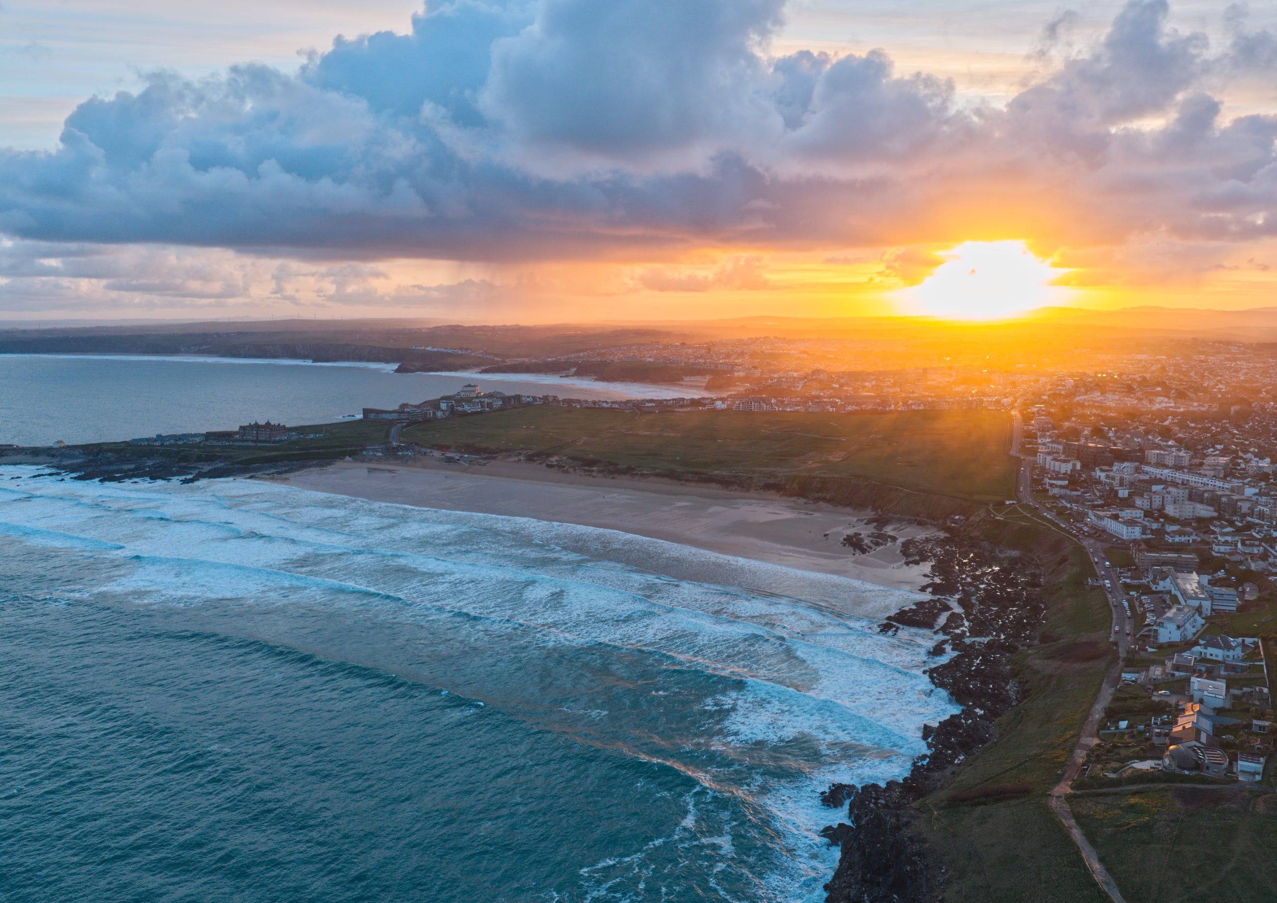 Fistral to Watergate Bay — Bright Spring Sunrise