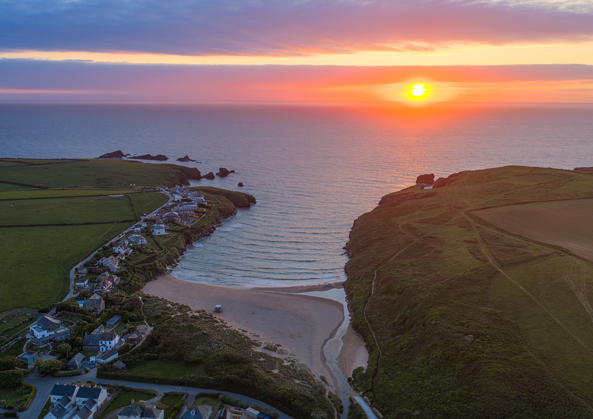Porthcothan Bay — High Tide Sunset