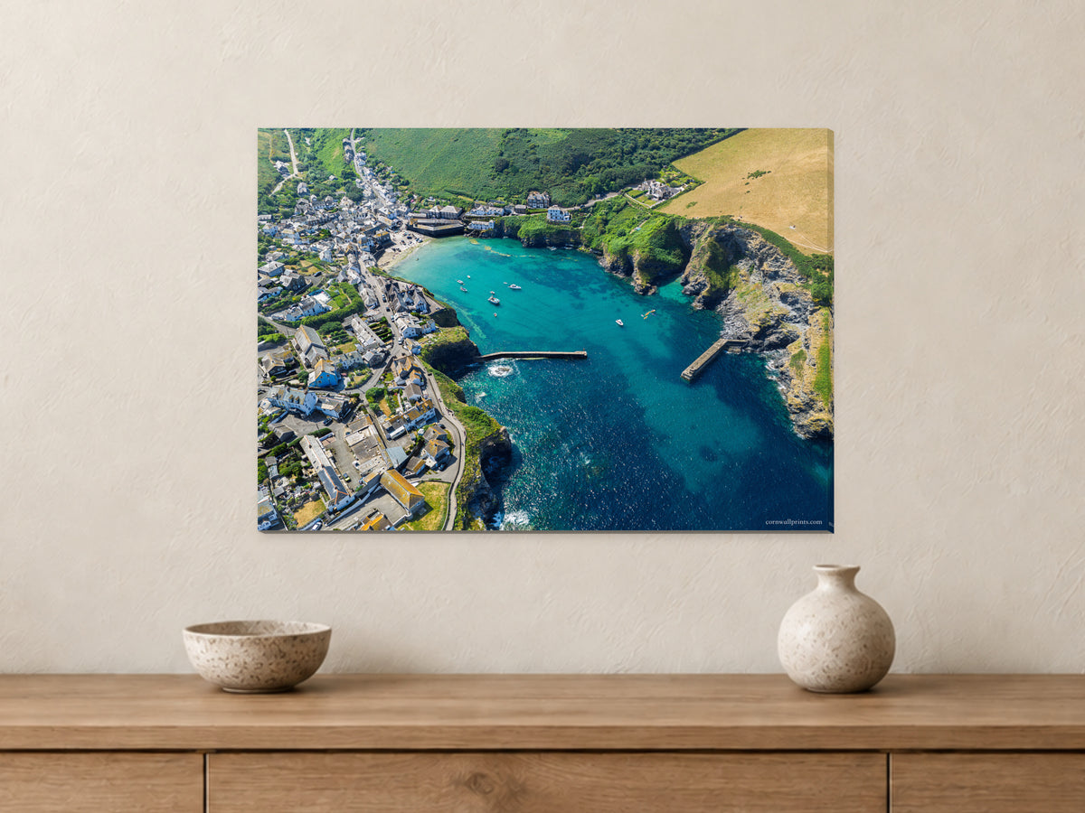 Port Isaac — Looking Into the Harbour — A2 canvas, 22mm canvas with mirrored edges. Closer product view.