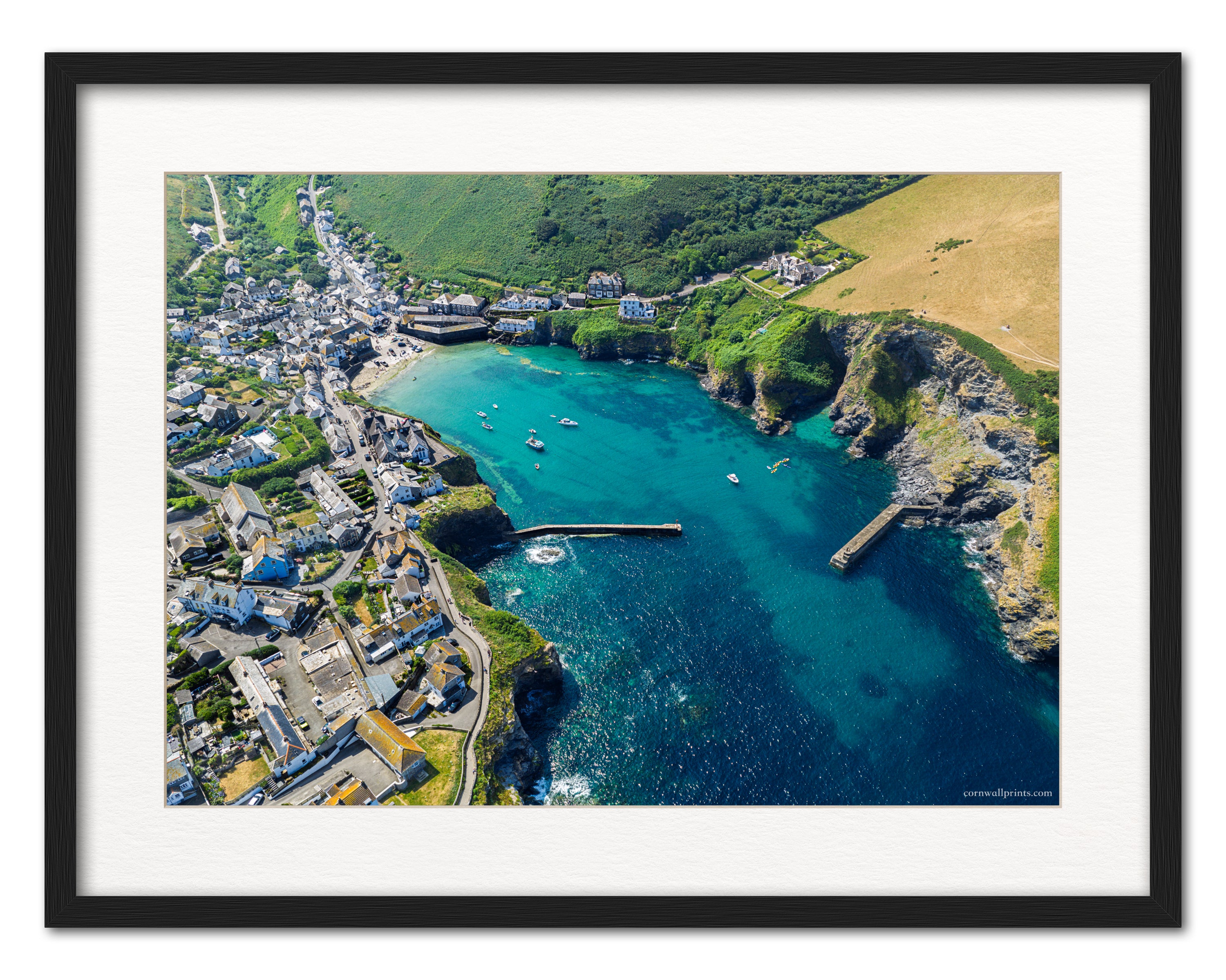 Port Isaac — Looking Into the Harbour