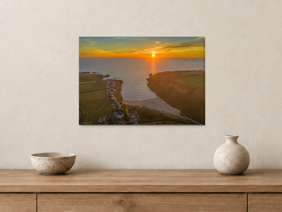 Porthcothan Bay — High Tide Rays — A3 canvas, 22mm canvas with mirrored edges. Closer product view.
