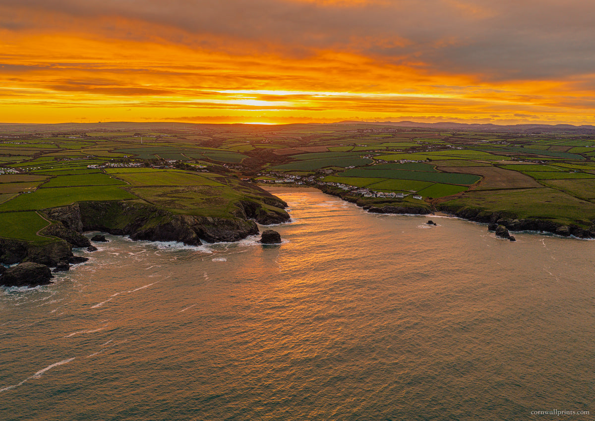 Porthcothan Bay — Golden Sunrise Path