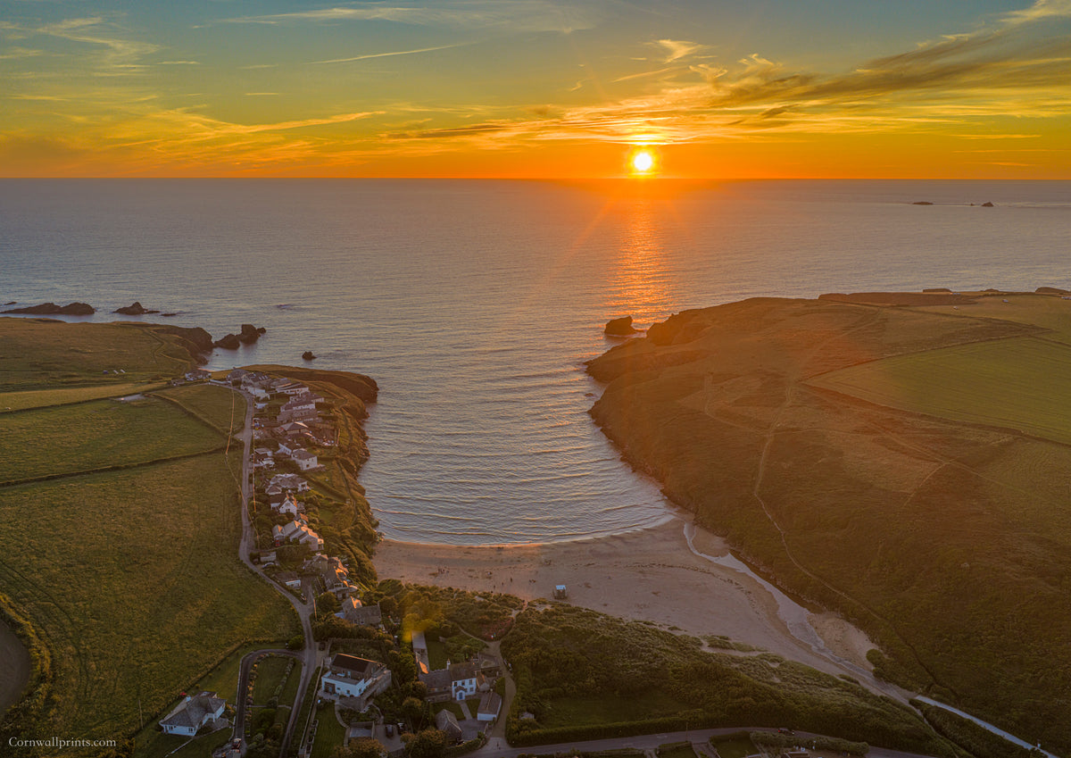 Porthcothan Bay — High Tide Rays