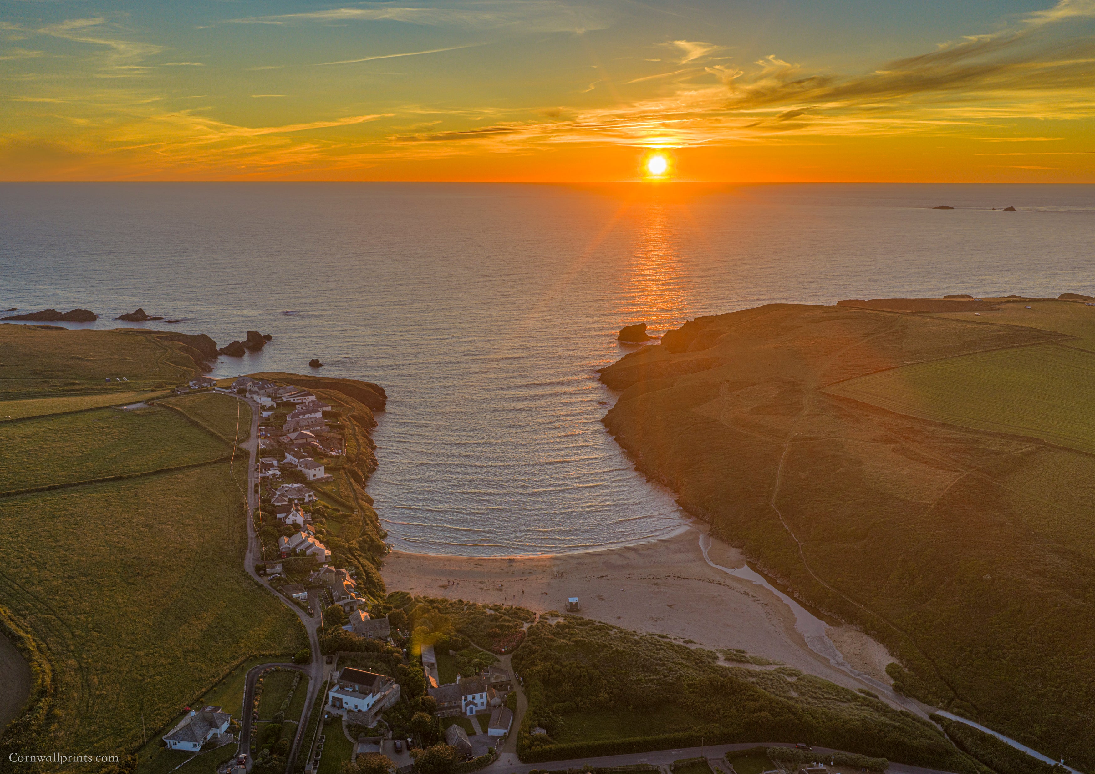 Porthcothan Bay — High Tide Rays