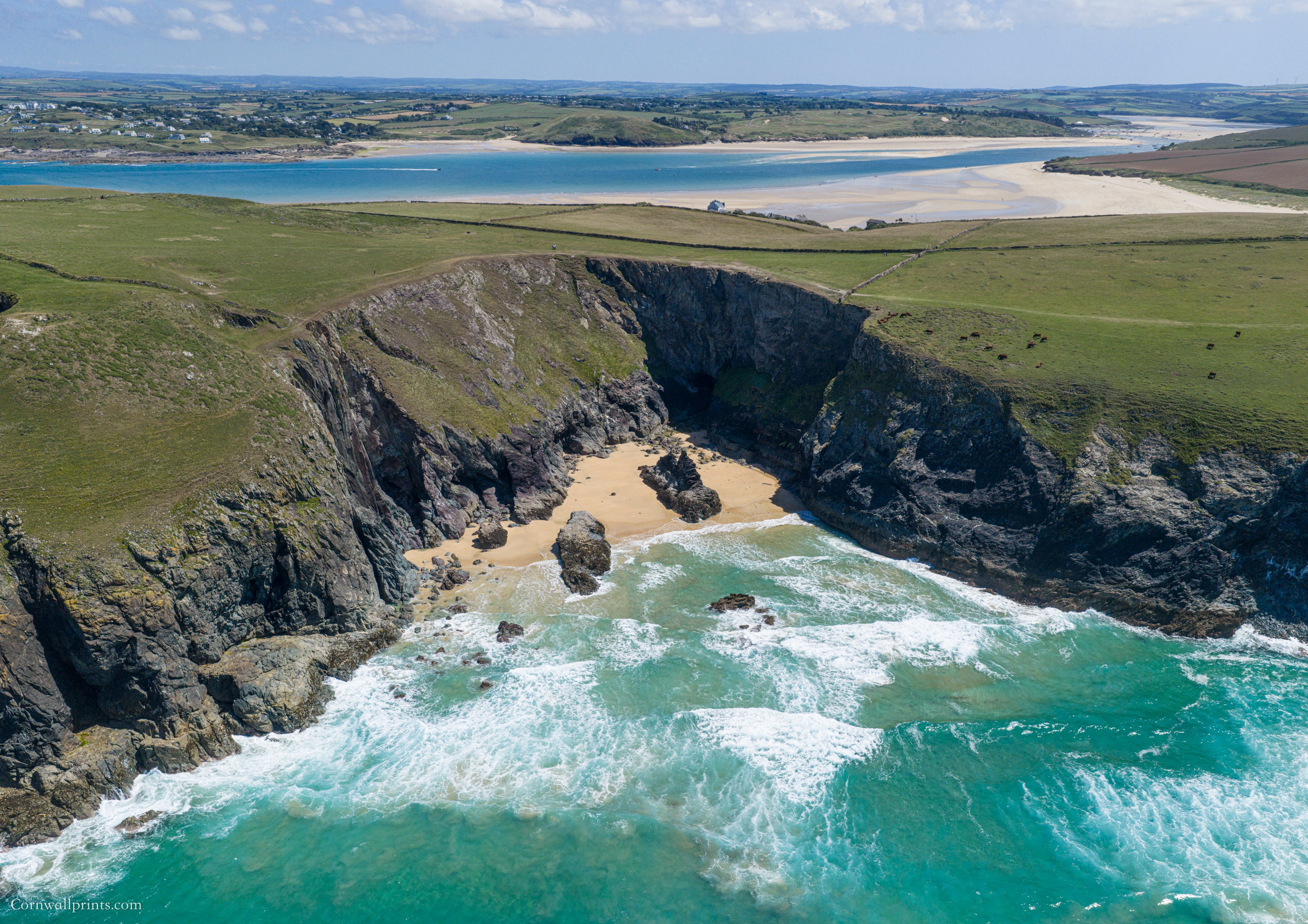 Butterhole Beach — Low Tide to Daymer Bay