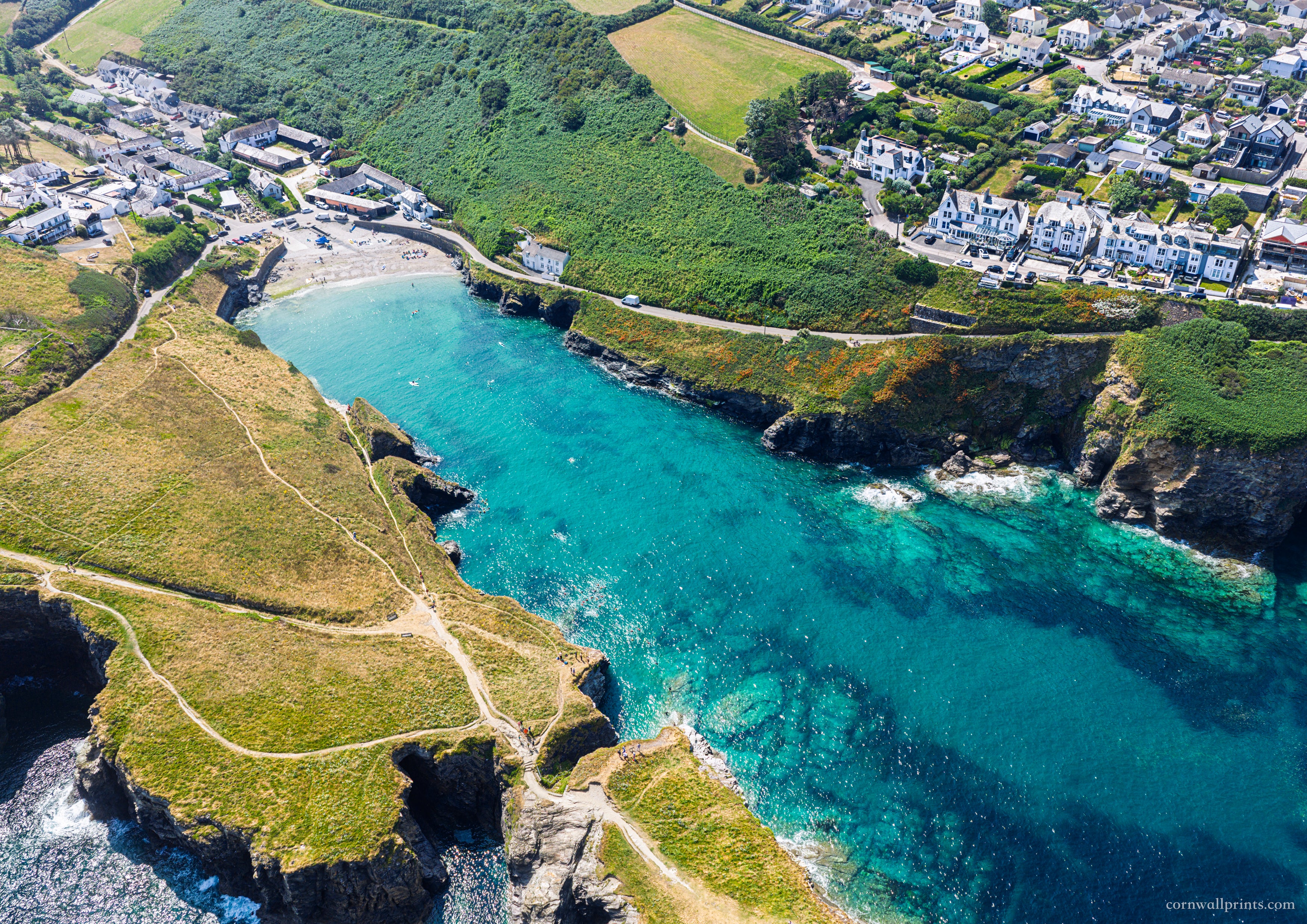 Port Gaverne — Gleaming Summer Blues