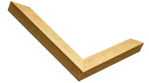 Corner of the oak-effect wood frame